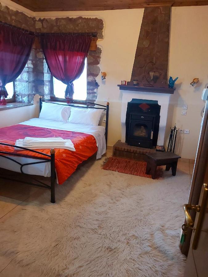 Πέτρινο Όραμα Hotel Kotronion  Buitenkant foto