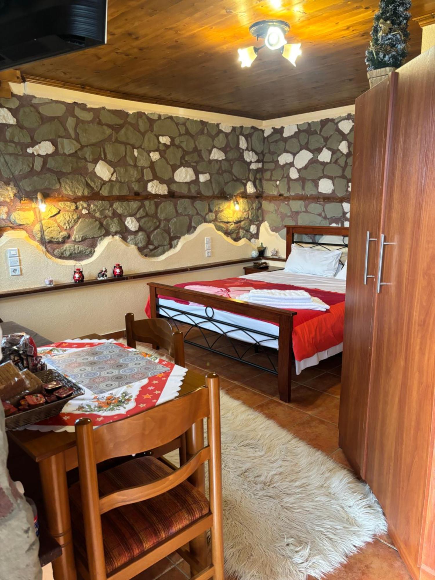 Πέτρινο Όραμα Hotel Kotronion  Buitenkant foto
