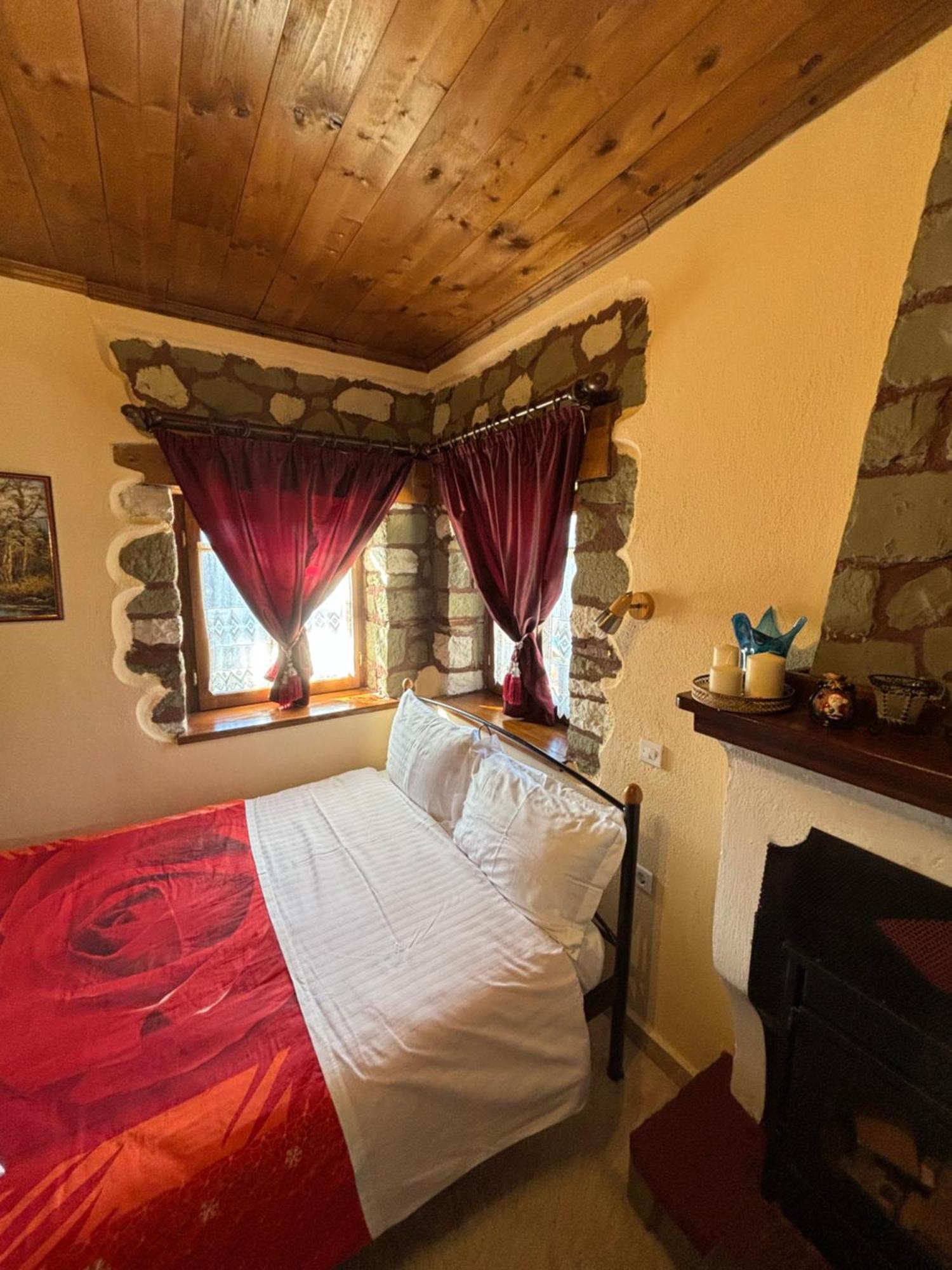 Πέτρινο Όραμα Hotel Kotronion  Buitenkant foto