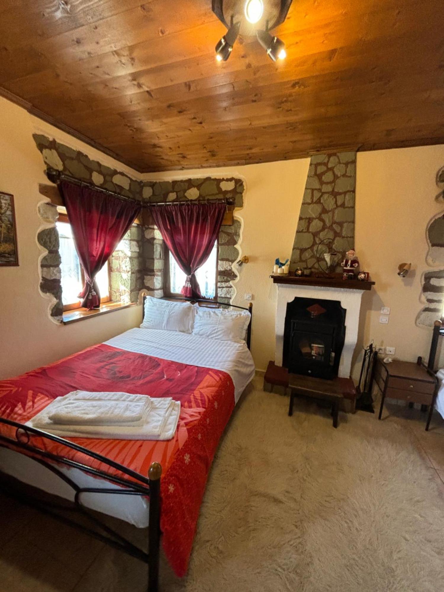 Πέτρινο Όραμα Hotel Kotronion  Buitenkant foto